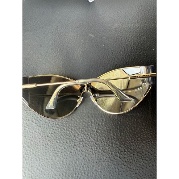 authentic Versace sunglasses main image 8